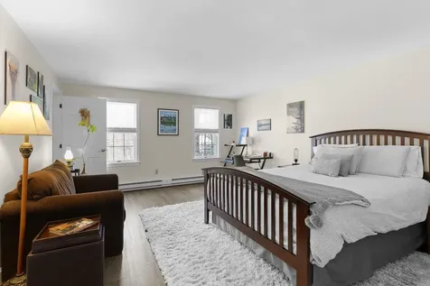 9 Little Pine Lane Exeter NH 03833