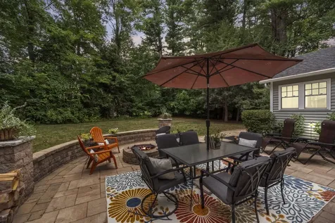 9 Little Pine Lane Exeter NH 03833