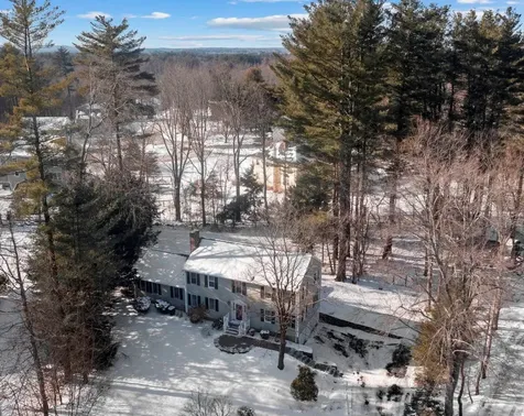9 Little Pine Lane Exeter NH 03833