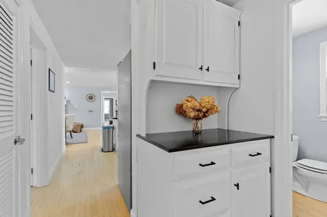 9 Little Pine Lane Exeter NH 03833
