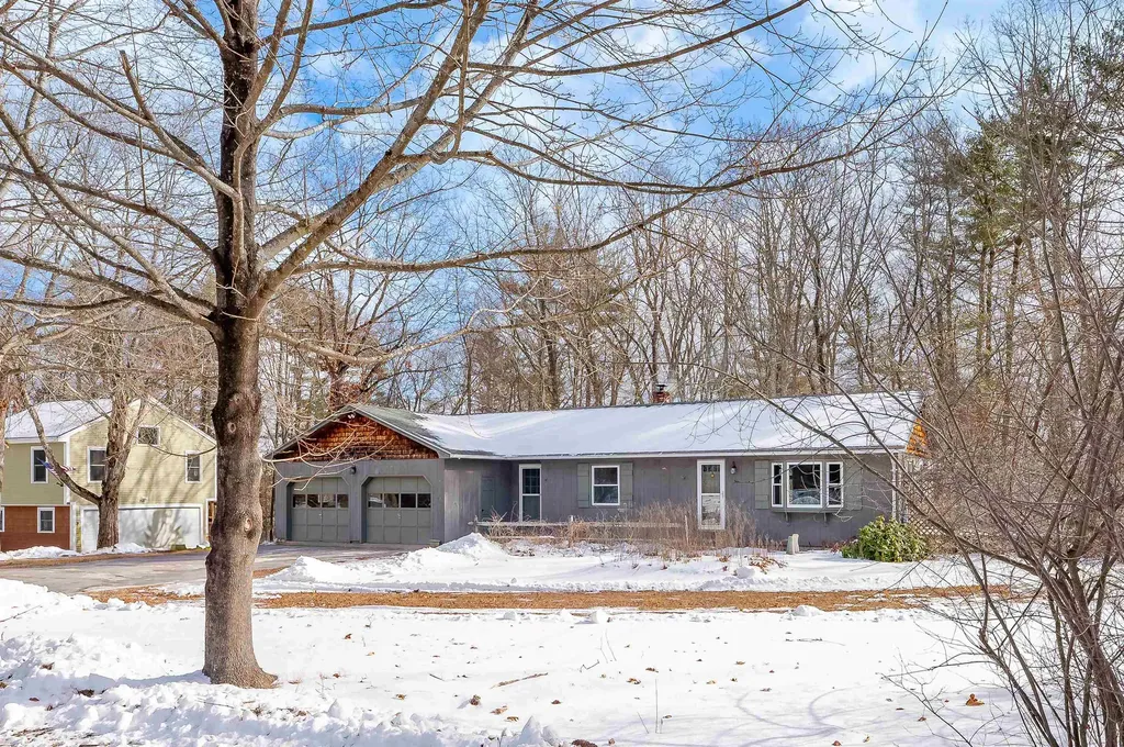 18 Great Hill Drive Newmarket NH 03857