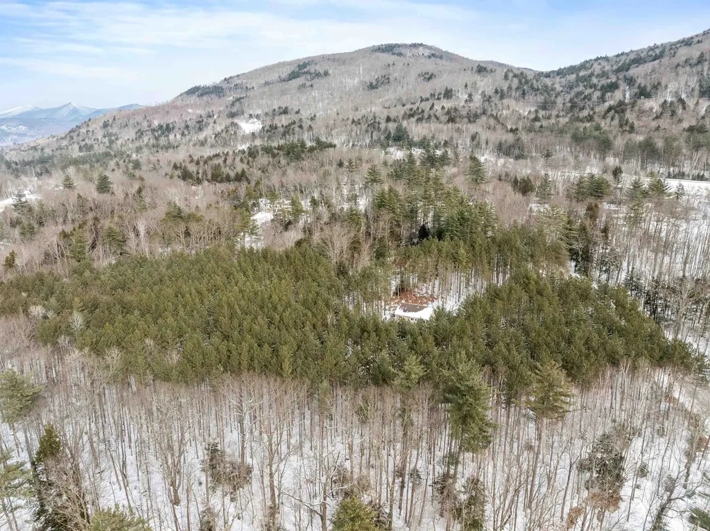 330 Eastside Road Woodstock NH 03262