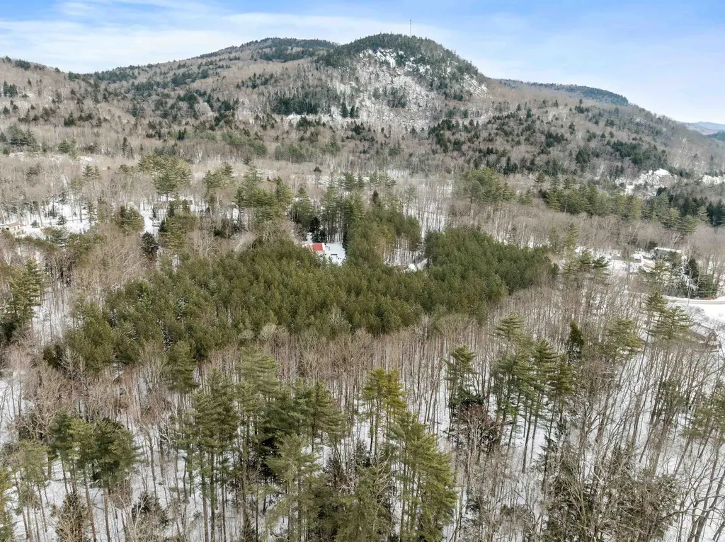 330 Eastside Road Woodstock NH 03262