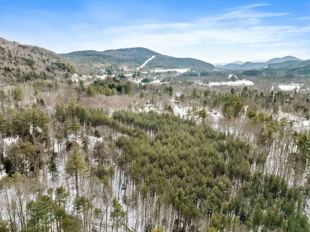 330 Eastside Road Woodstock NH 03262