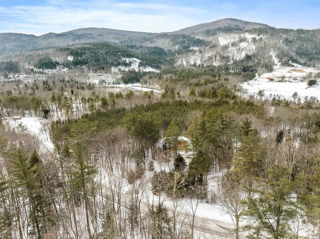 330 Eastside Road Woodstock NH 03262