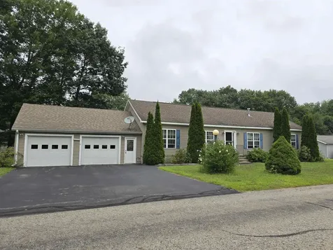 44 Sagebrush Drive Rochester NH 03867