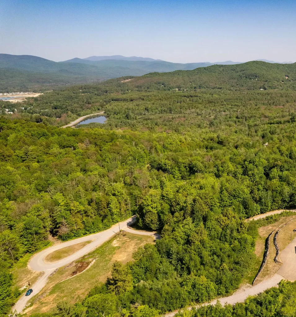 99 Cindy's Lane Campton NH 03223