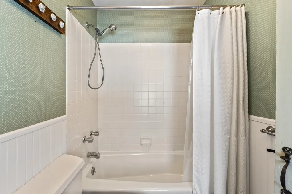 815 Route 100 Weston VT 05161