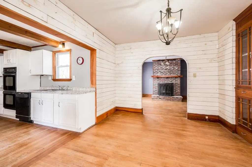 15 Washington Street Rochester NH 03867