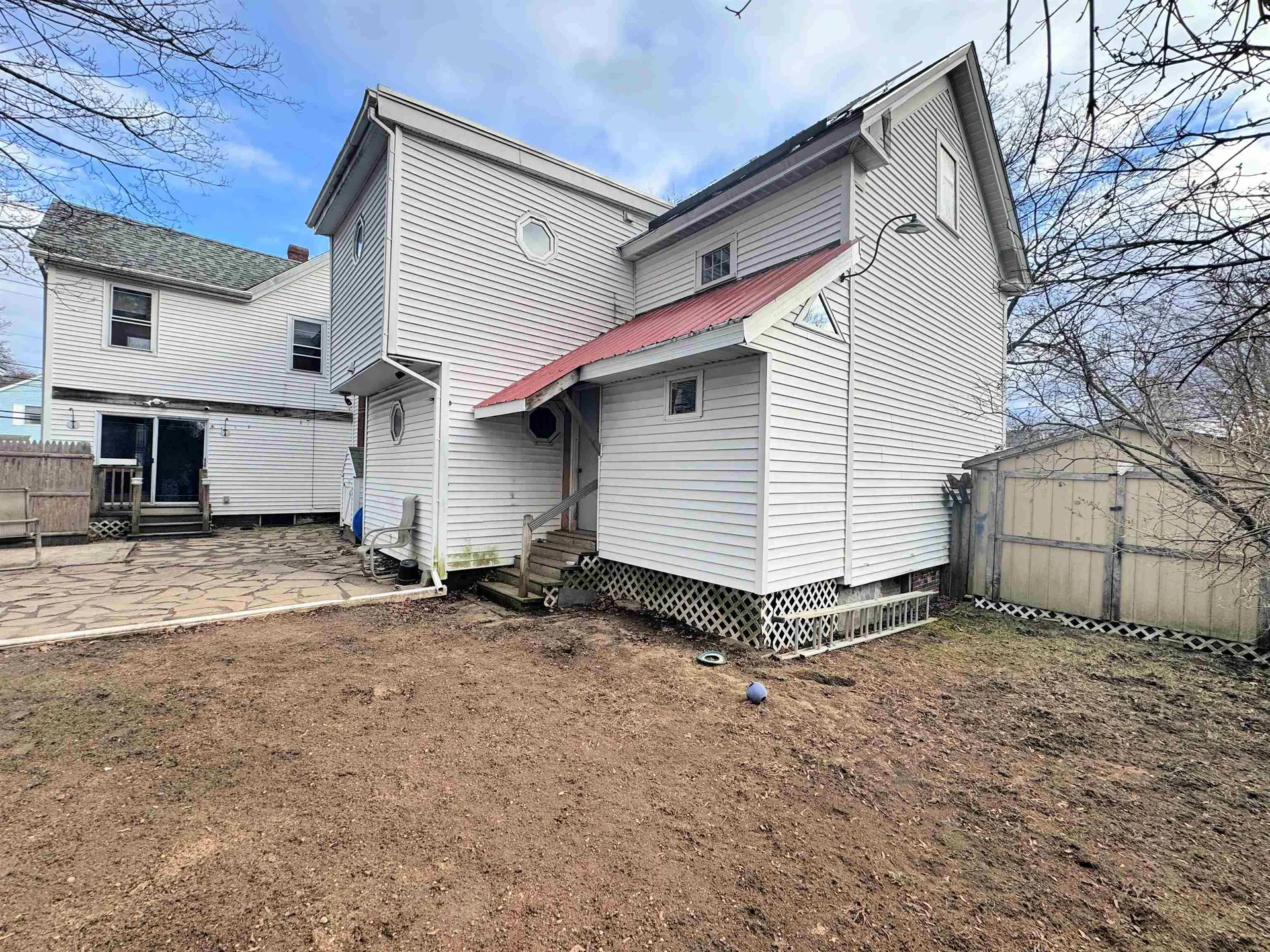 15 Washington Street Rochester NH 03867