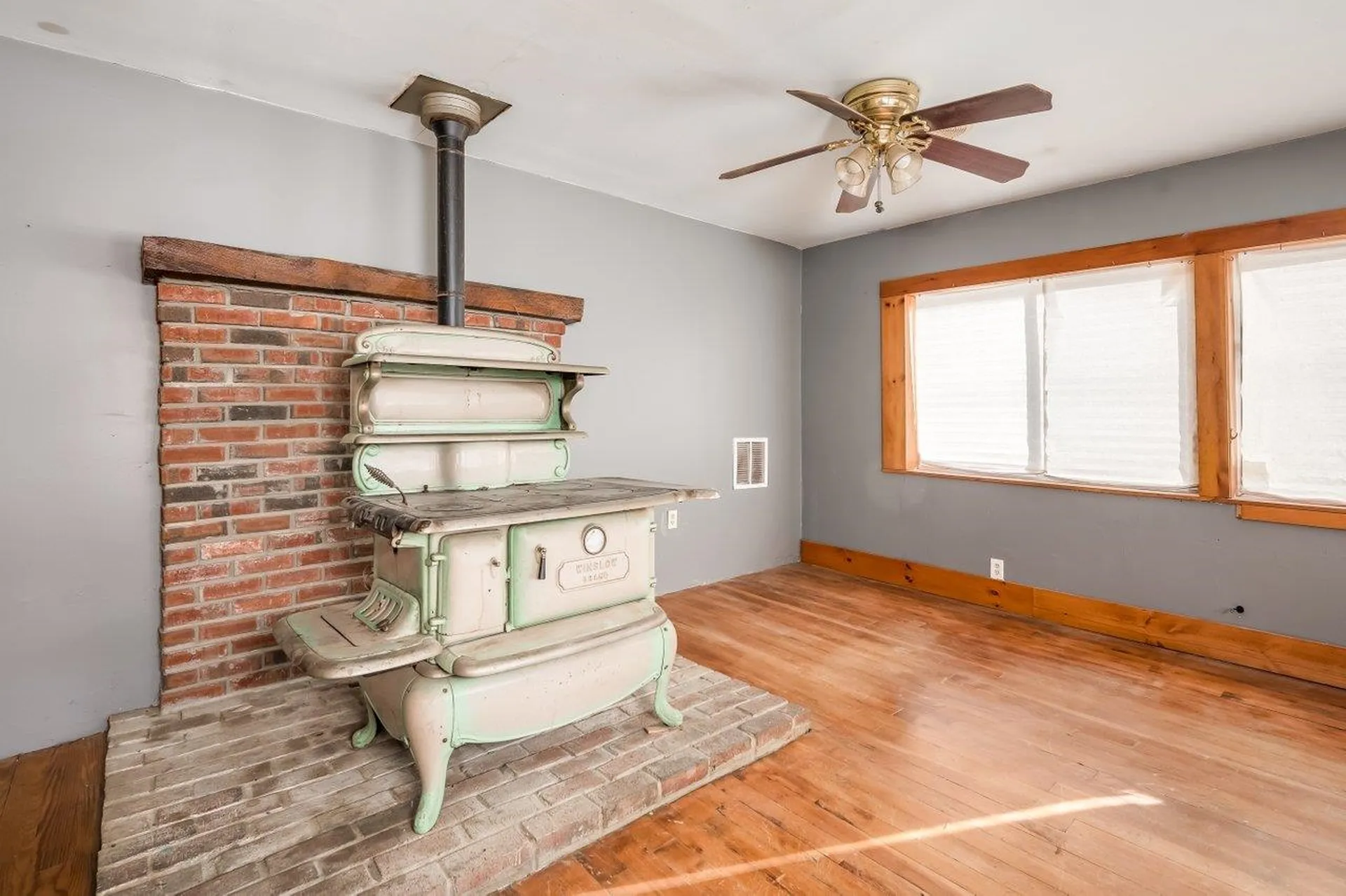 15 Washington Street Rochester NH 03867