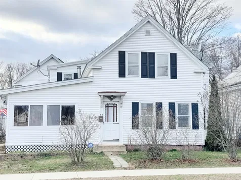 15 Washington Street Rochester NH 03867