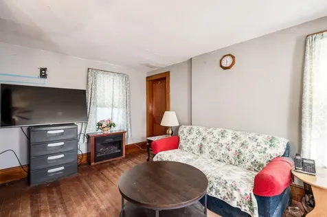 15 Washington Street Rochester NH 03867