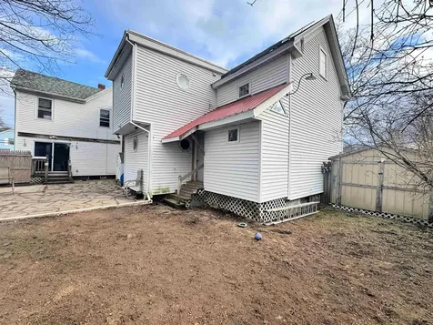 15 Washington Street Rochester NH 03867