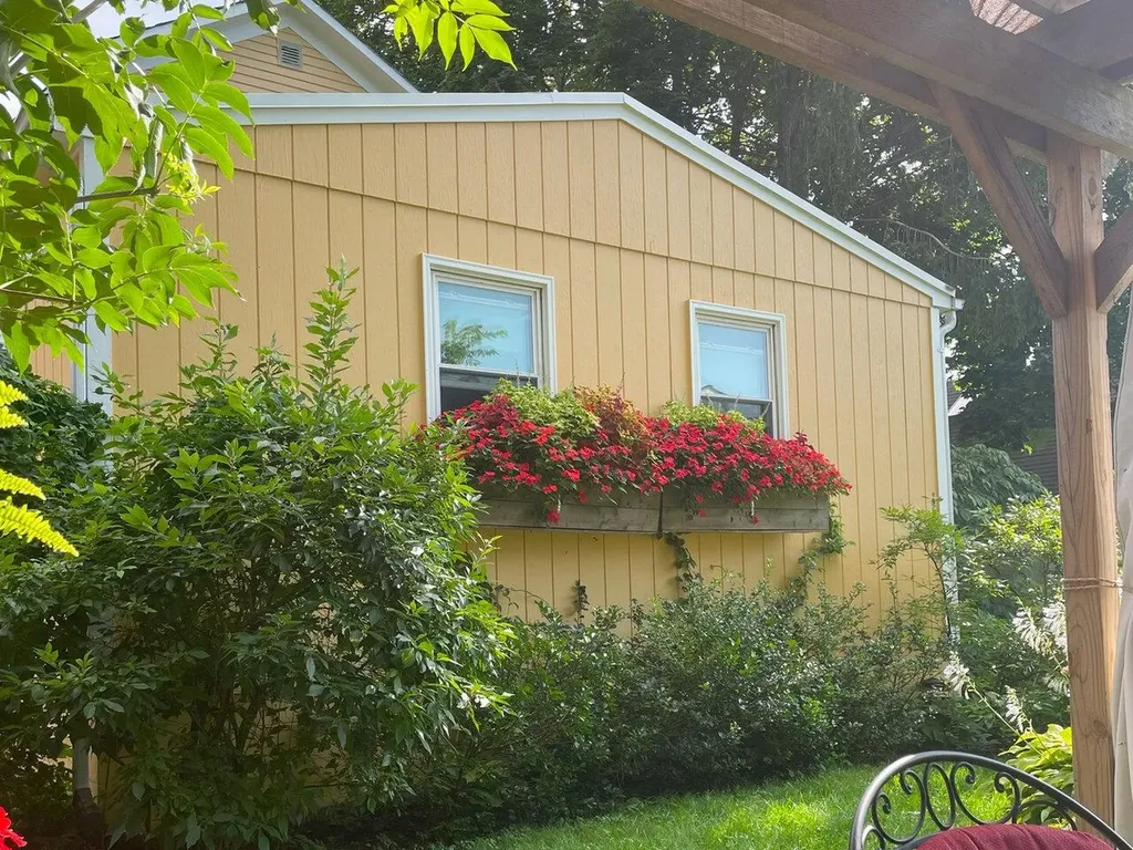 84 Howard Street Burlington VT 05401