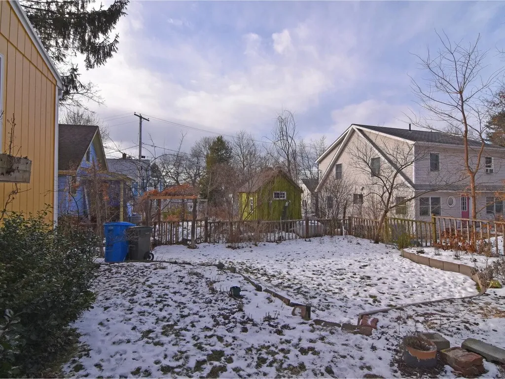 84 Howard Street Burlington VT 05401