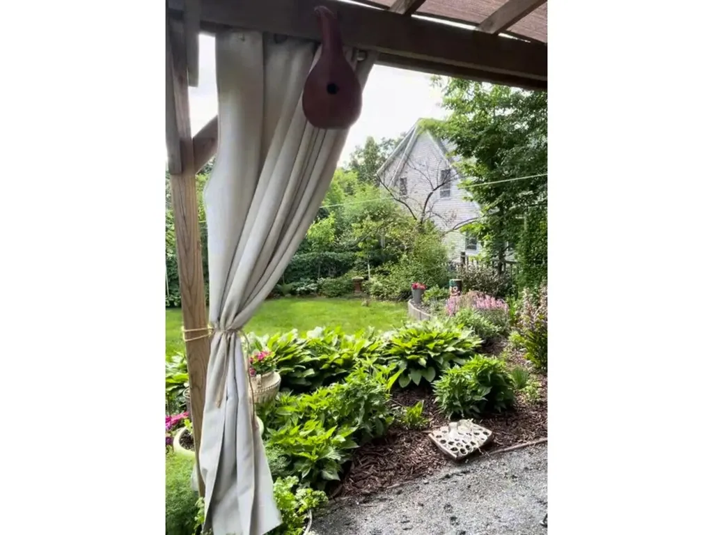 84 Howard Street Burlington VT 05401