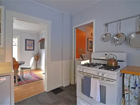 84 Howard Street Burlington VT 05401