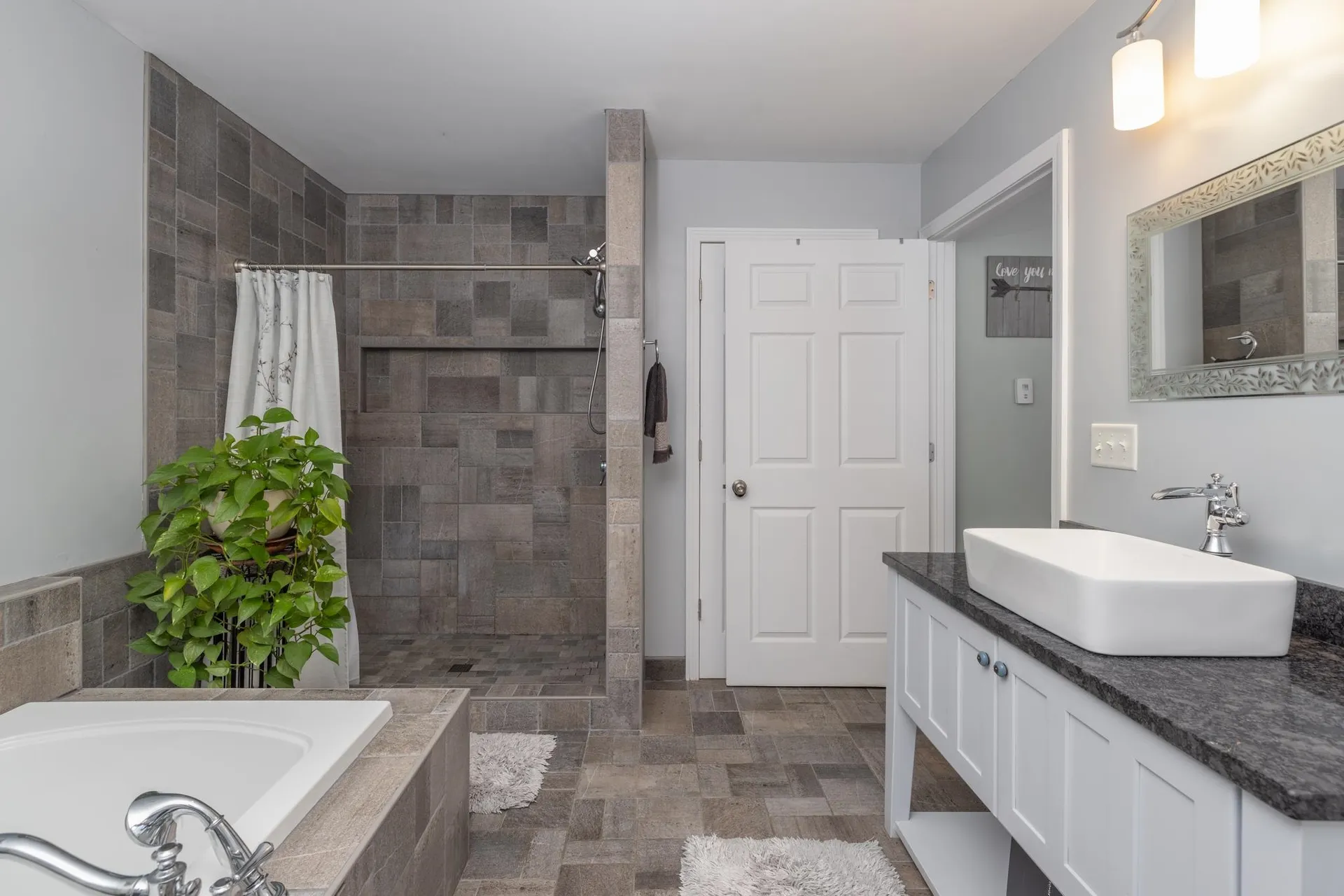 66 Howlett Road Bradford NH 03221