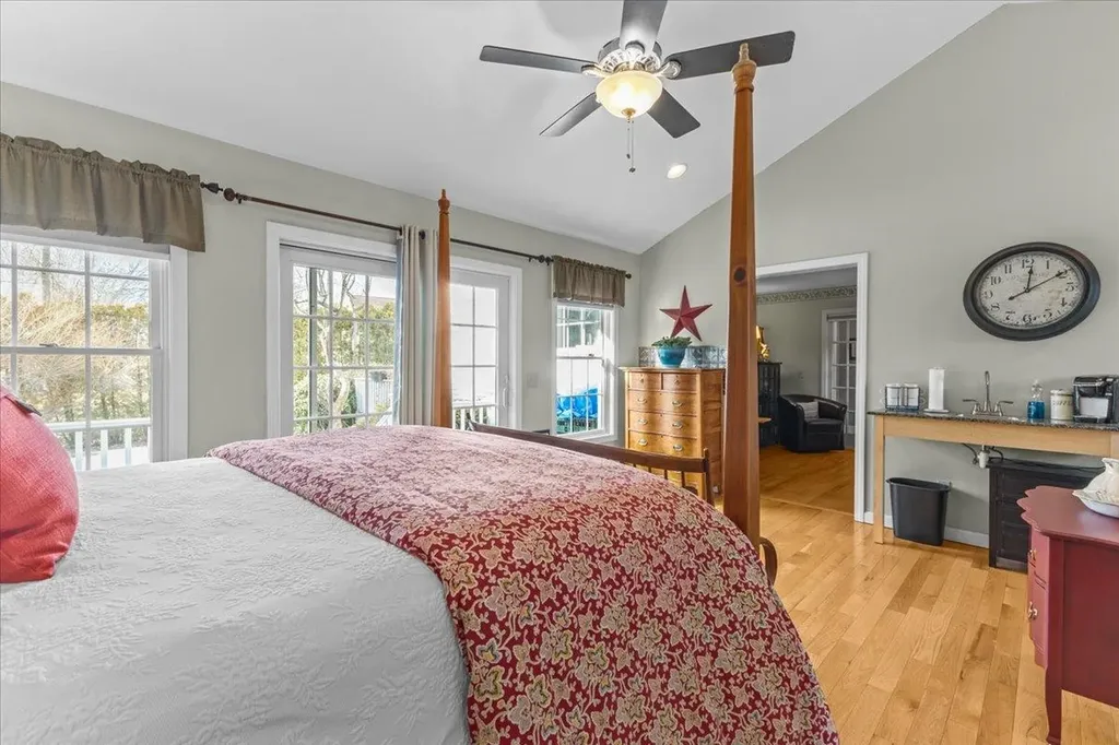 27 Muirfield Road Burlington VT 05408