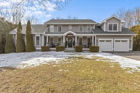 27 Muirfield Road Burlington VT 05408