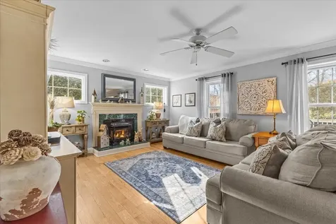 27 Muirfield Road Burlington VT 05408