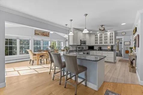 27 Muirfield Road Burlington VT 05408