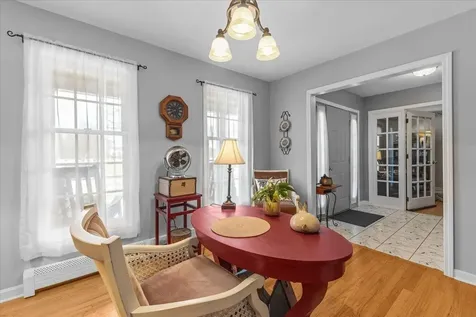 27 Muirfield Road Burlington VT 05408