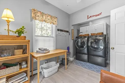 27 Muirfield Road Burlington VT 05408