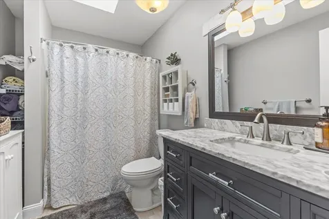 27 Muirfield Road Burlington VT 05408