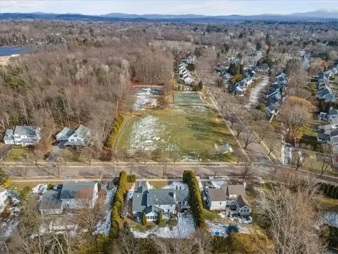 27 Muirfield Road Burlington VT 05408