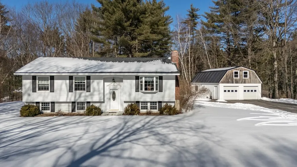 190 Robert Rogers Road Dunbarton NH 03046