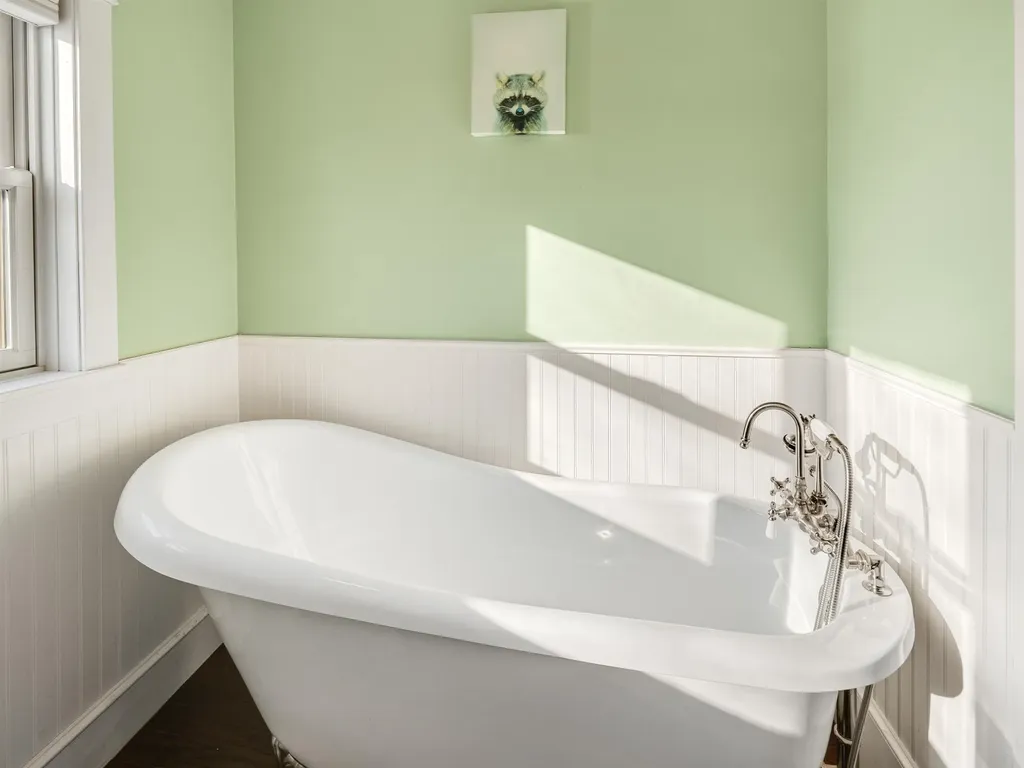 64 Bellevue Avenue Rutland City VT 05701