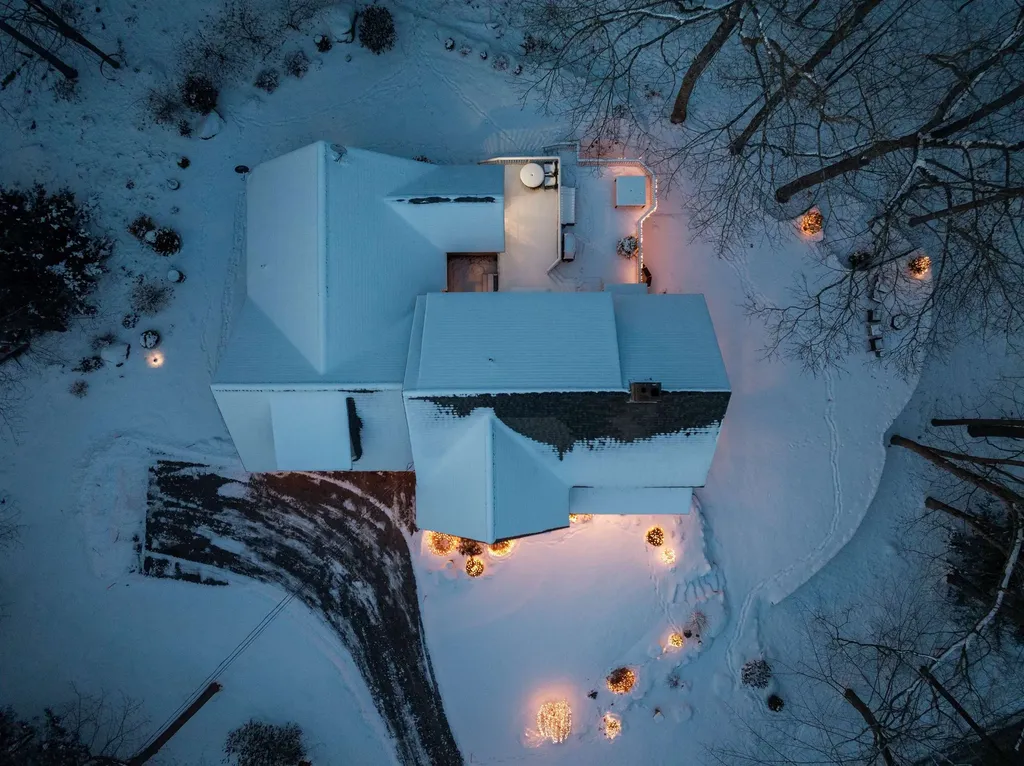 1 Pointe Sewall Road Wolfeboro NH 03894