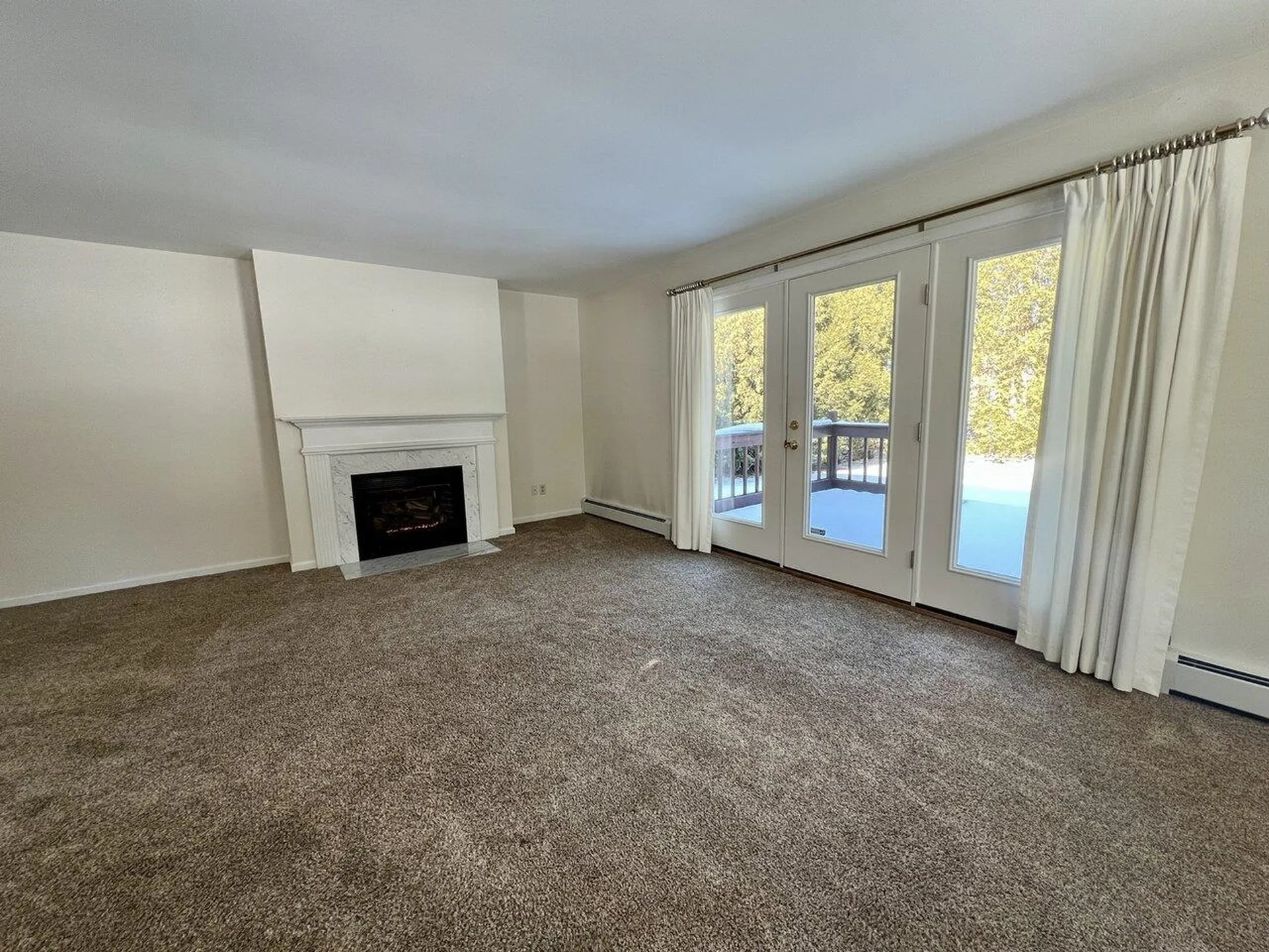 10 Cardinal Lane Essex VT 05452