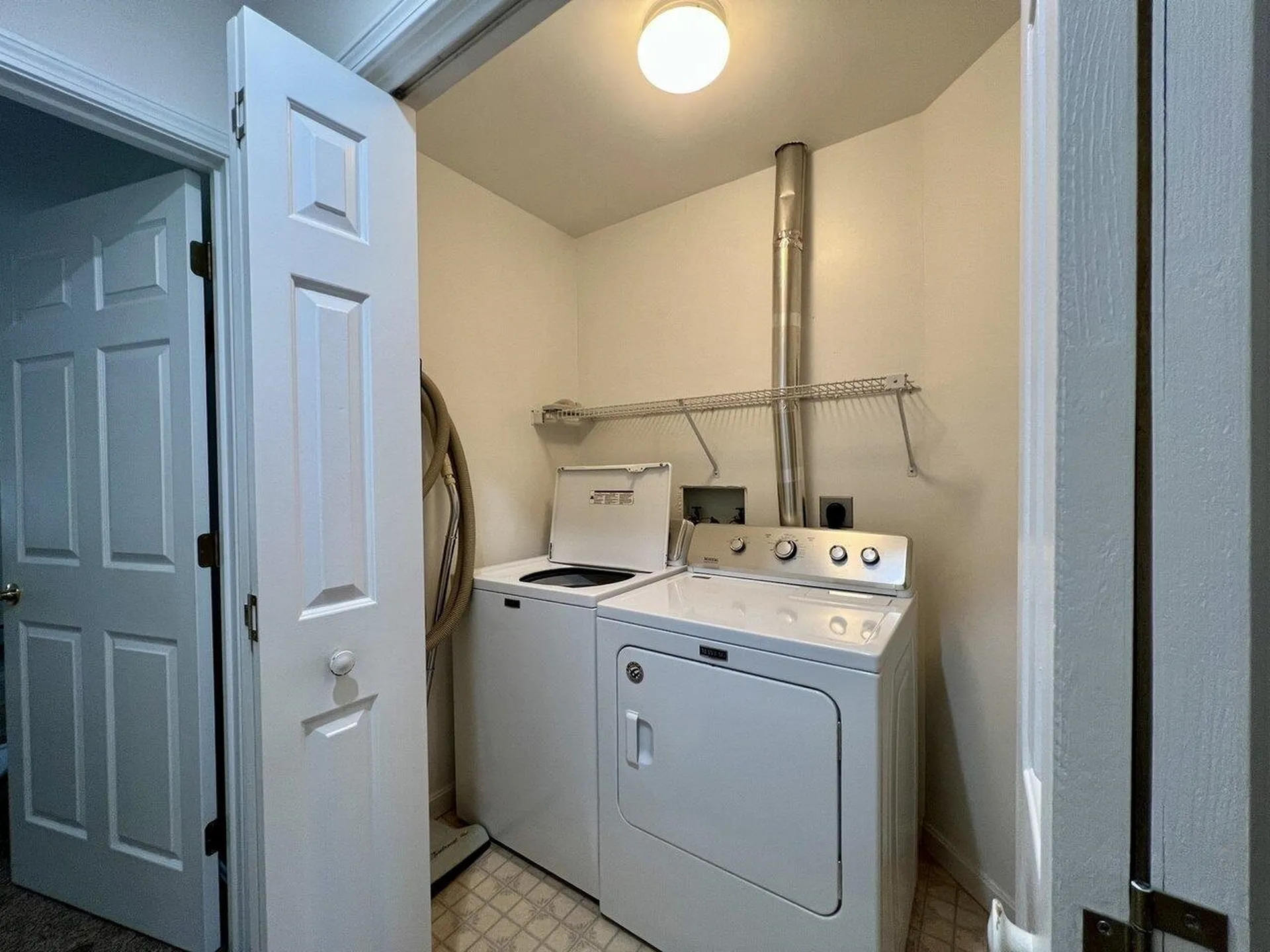 10 Cardinal Lane Essex VT 05452