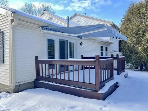 10 Cardinal Lane Essex VT 05452