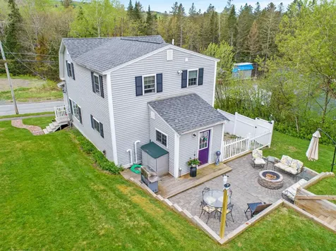 20 Carlson Drive Pittsburg NH 03592