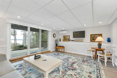 19 Wawbeek Road Tuftonboro NH 03850