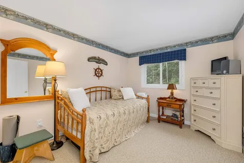 19 Wawbeek Road Tuftonboro NH 03850