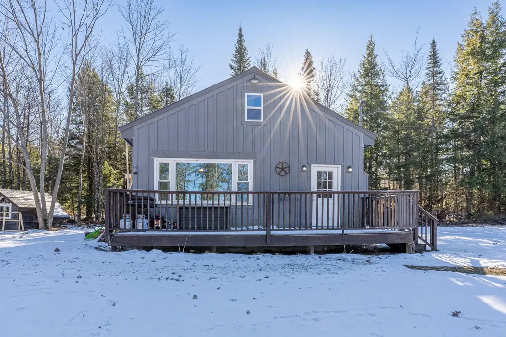 50 Schoolhouse Road Newport NH 03773