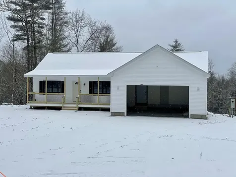 7 Wildlife Crossing Tilton NH 03276