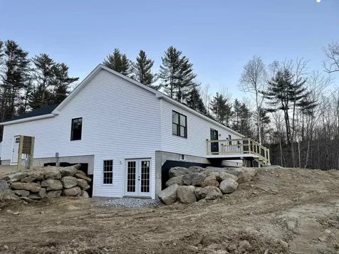 7 Wildlife Crossing Tilton NH 03276