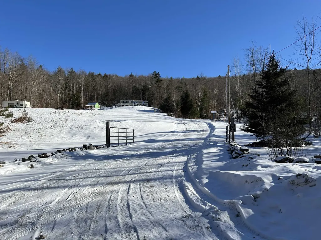 189 River Road Groton NH 03266