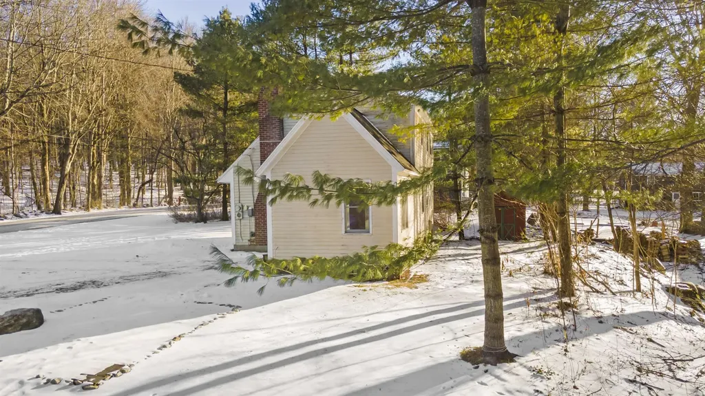 90 Jennifer Lane Manchester VT 05255