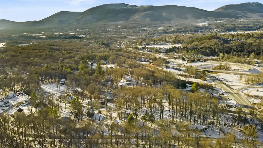 90 Jennifer Lane Manchester VT 05255