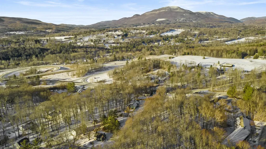 90 Jennifer Lane Manchester VT 05255