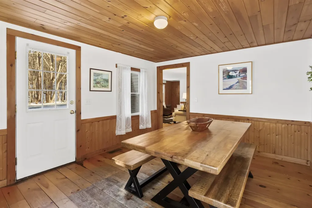 90 Jennifer Lane Manchester VT 05255