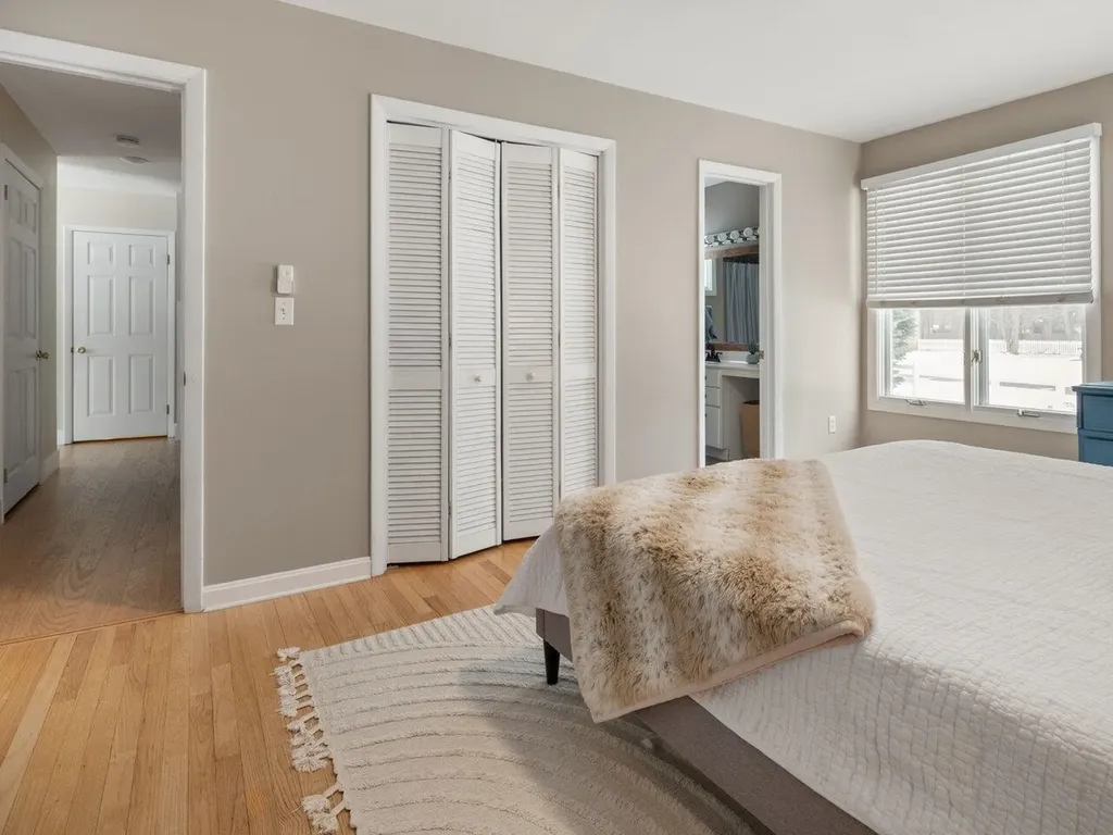 87 Robin Road Colchester VT 05446