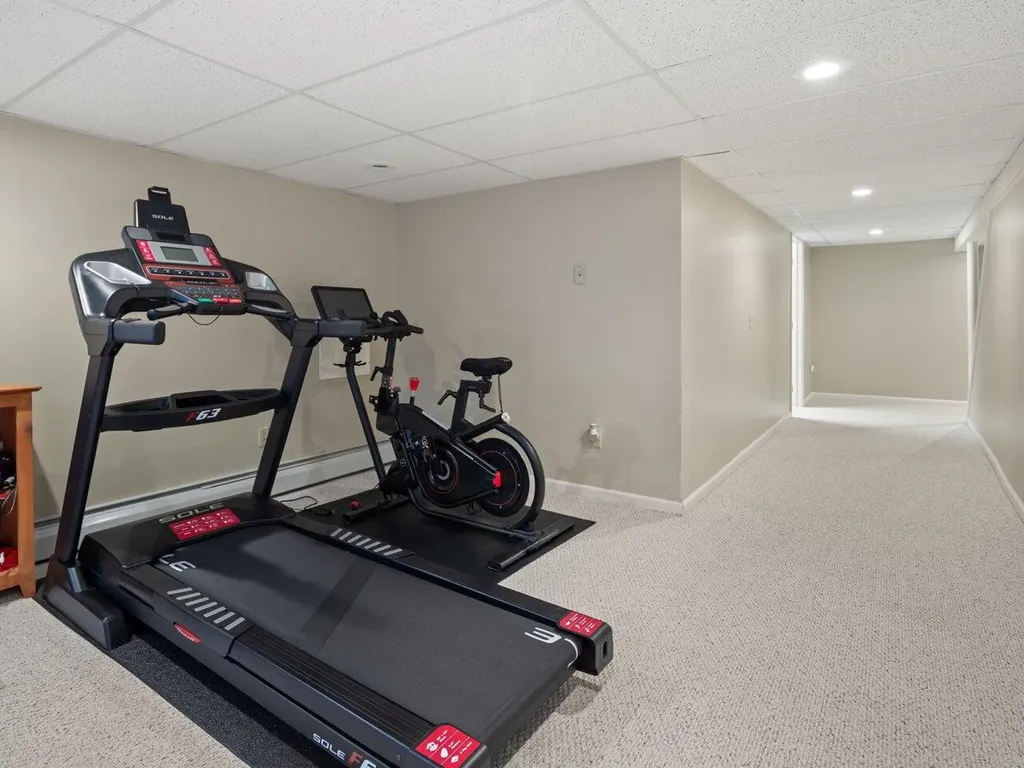 87 Robin Road Colchester VT 05446